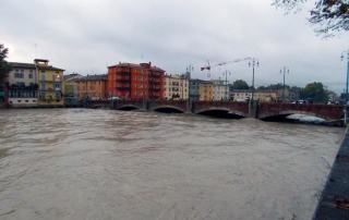 evento di piena del 13 ottobre 2014, T. Parma a ponte di Mezzo, ore 17.45 (foto: M.Belicchi)